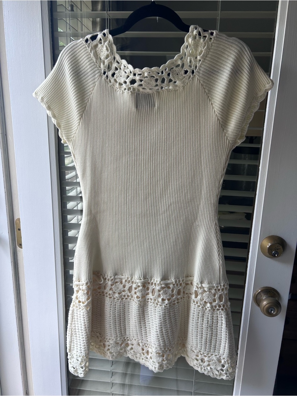 Frankies Bikinis x Bella Hadid Libra Ivory Crochet Drop Waist Sweater Dress. XL - Picture 4 of 9